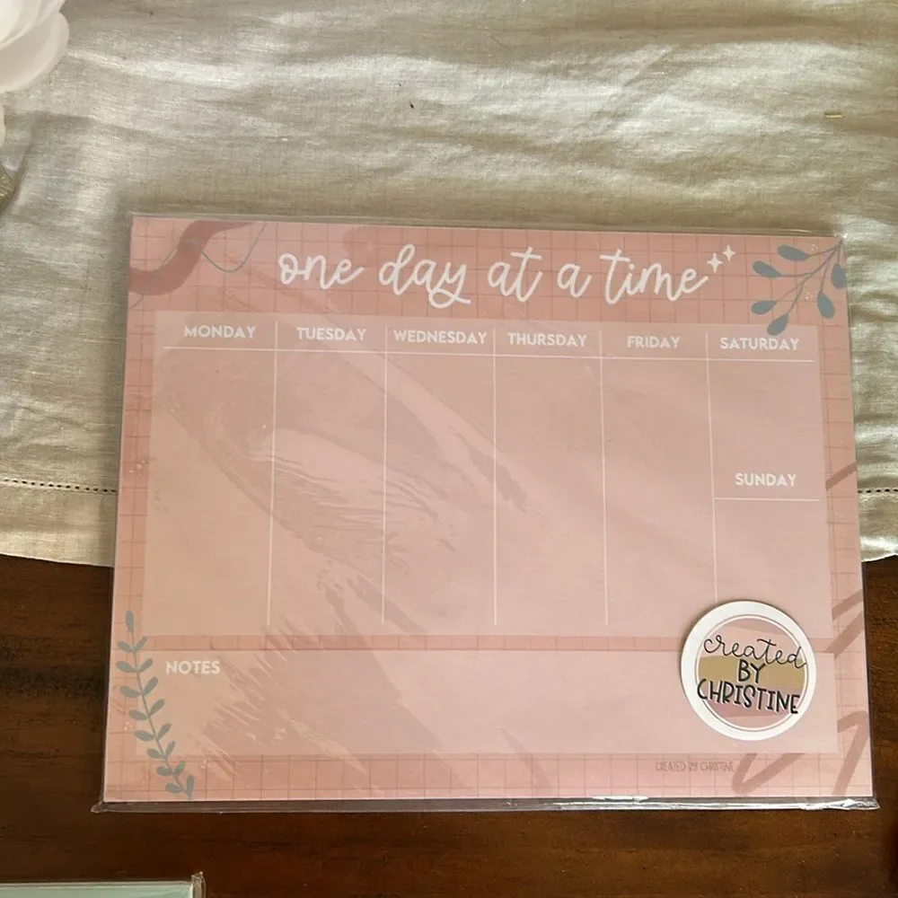 Notepads and daily planner bundle 3 items NWT createdbychristine